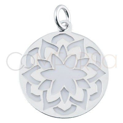 Pingente mandala flor 17 mm esmalte branco prata 925